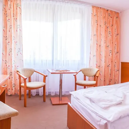 Sorea Hutnik Otel