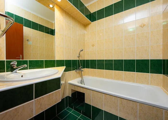 فندق Sorea Hutnik 3*
